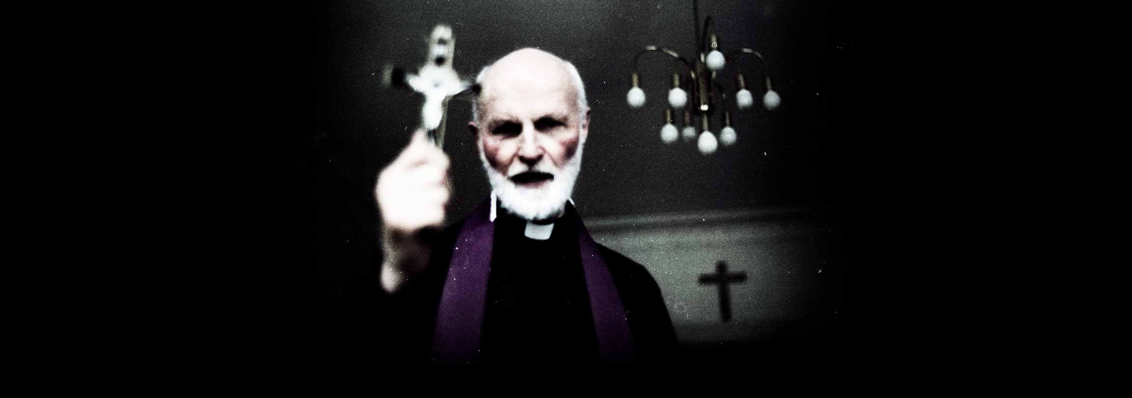 Padre implora aos bispos por mais exorcistas na Irlanda