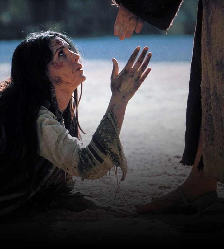 Ficaram a sós a miserável e a Misericórdia