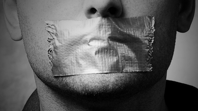 PL122 - A lei da mordaça gay