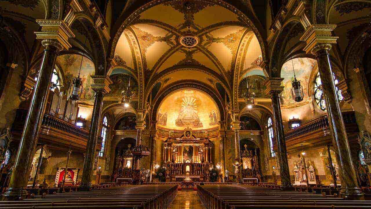 Qual o caminho para participar da natureza divina?