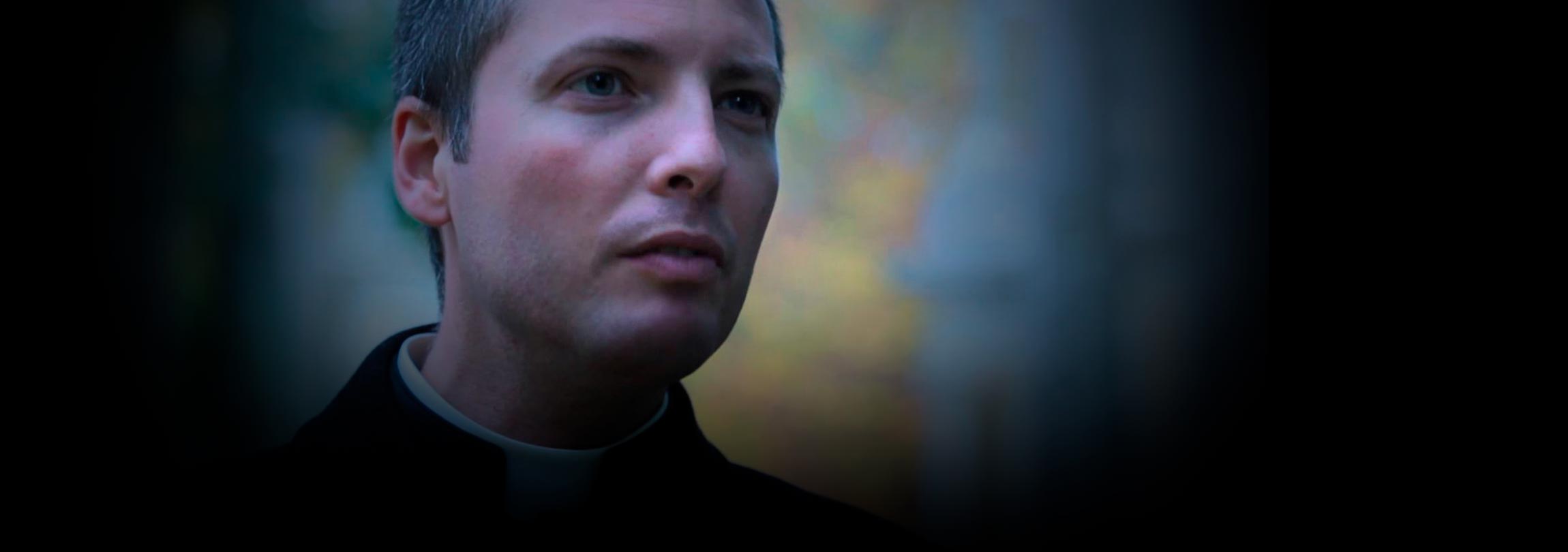 A ação de Satanás e o exorcismo explicados por um padre exorcista