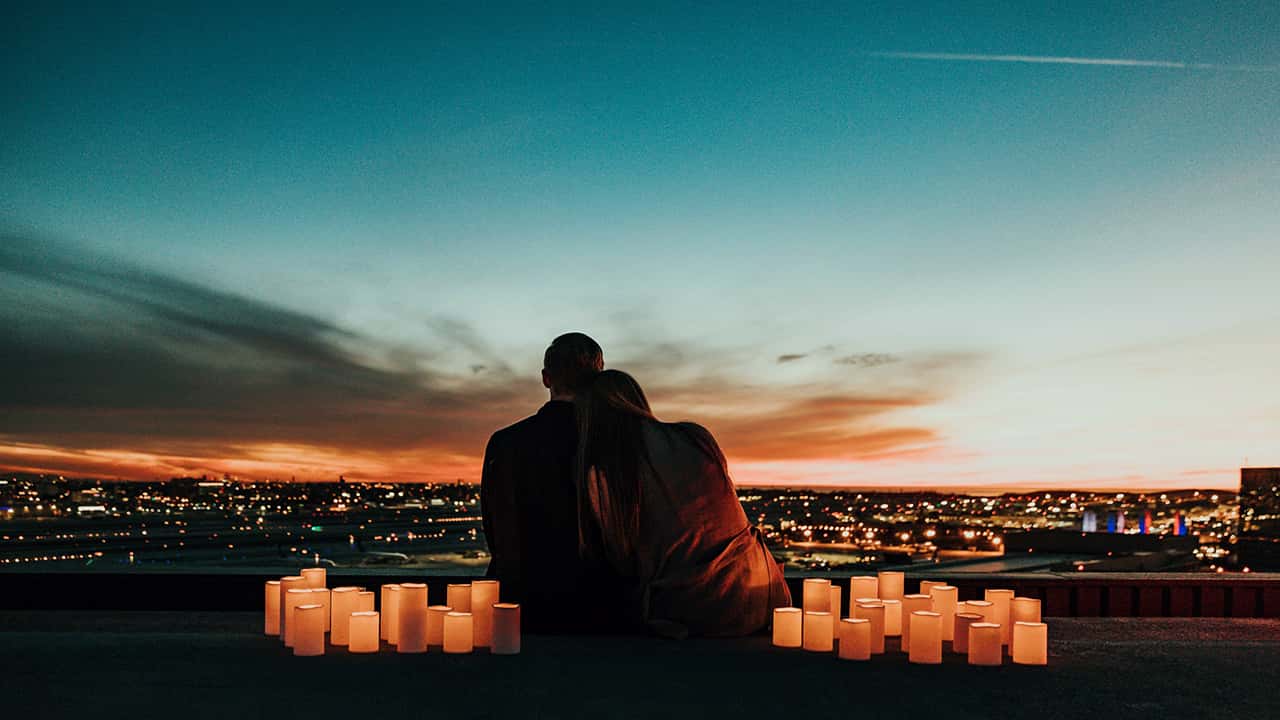 Namoro, amizade e caridade